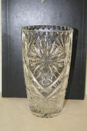 Heavy crystal glass vase - crystal, 9"