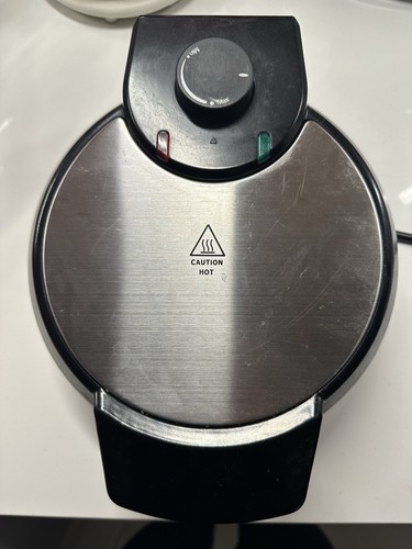 Waffle maker clean and working - waffle,