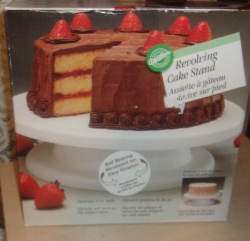 Wilton revolving cake - cake, stand
