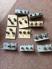 30 Metal lamp holders, GPO33