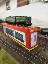 Hornby R2220 BR 4-6-2 Battle