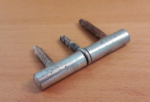 Door hinge indoor - 1, e.g.