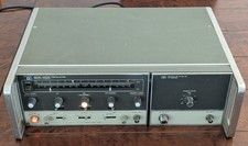 HP 8620C Signal Generator + 86220A RF Plug-In, 10Mhz to 1300MHz (functional)