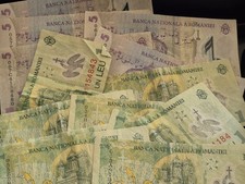 Romania 5 Lei & 1 Leu 2005 Polymer Banknotes . 0 Serial Numbers