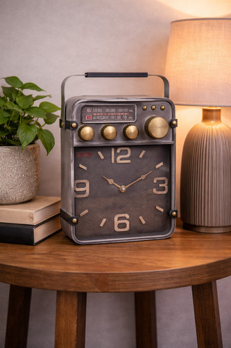 Vintage radio style clock - vintage,