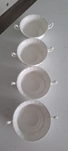 Royal albert bone china - royal,