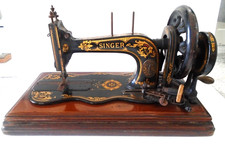Antique manual Singer Sewing