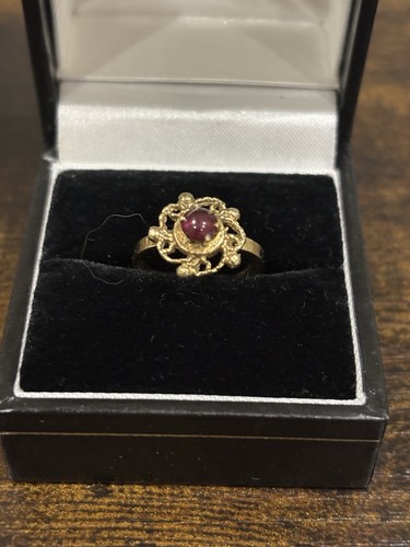 14ct yellow metal pinkie - 14ct?,