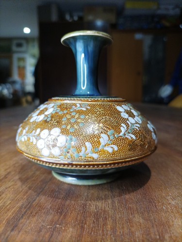 Antique royal doulton - antique,