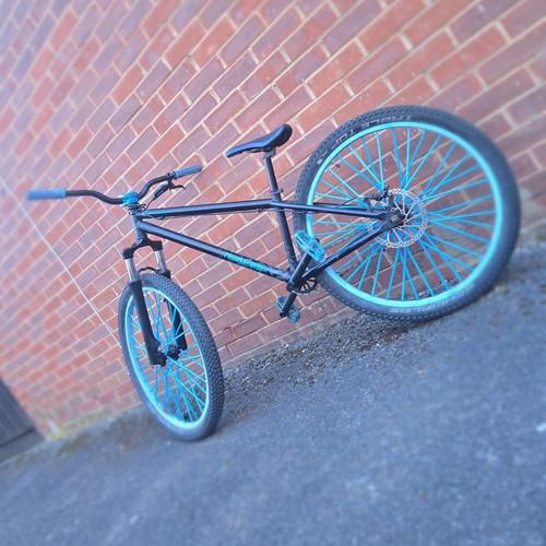 Bikes 26in dirt jumper - dirt,