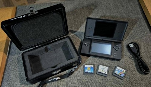 Near mint jet black nintendo - near,