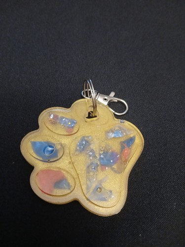 Oversize resin keyring - resin,