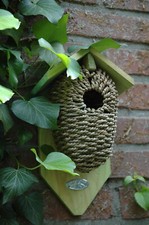 Wren Bird House Box Wood Birdhouse - Wooden & Seagrass