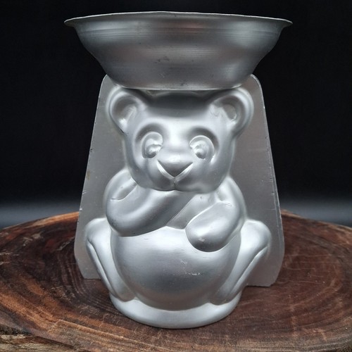 Vintage wilton bear cake pan - vintage,