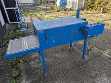 Screen Printing Panther Tunnel