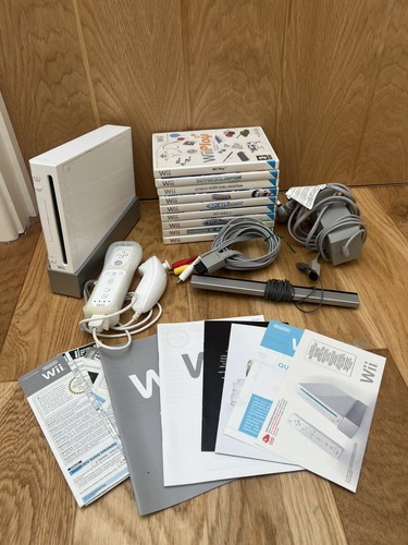 Nintendo wii console bundle - nintendo, bundle,