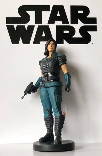 Disney store mandalorian cara - mandalorian,