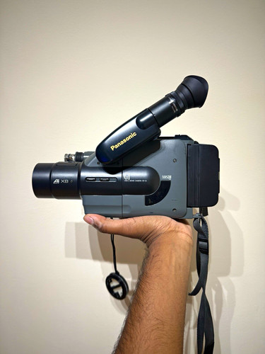 Panasonic vhs c handheld - panasonic, nv-g1
