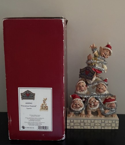 Disney traditions seven dwarfs - traditions,
