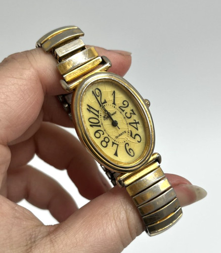 Unusual oval equinox vintage - unusual,