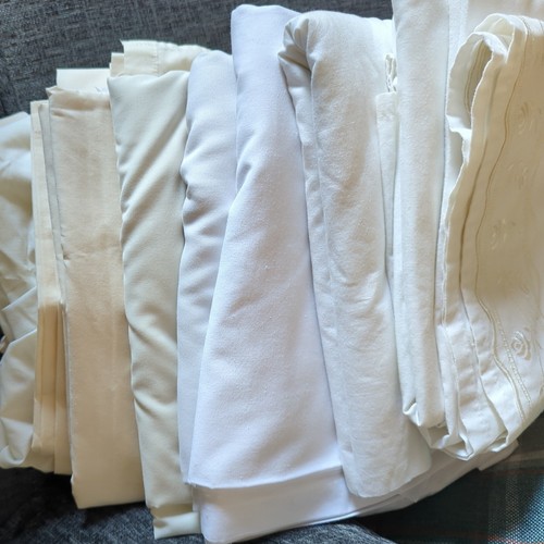 Job lot bed sheets - lot, &