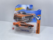 Hot Wheels Muscle Mania 71 Dodge Challenger RT American Muscle Car New