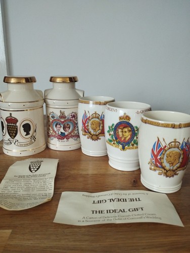 Set ceramic memorabilia - set,
