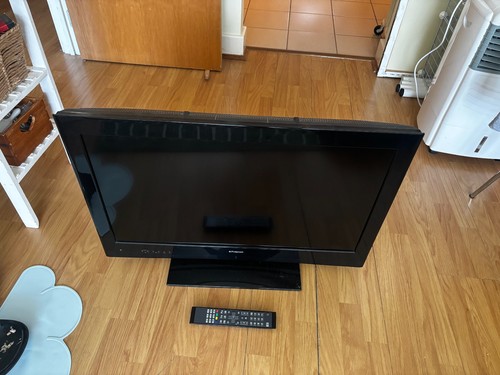 Inch polaroid p32lcd12 tv - 32,
