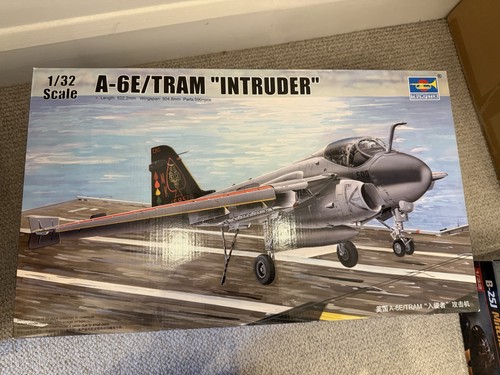 Trumpeter 6e intruder - a-6e,