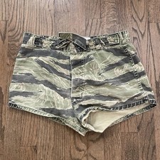 Vintage 80’s Tiger Stripe Products Navy SEALS UDT Swimmer Short Men’s 29 USA
