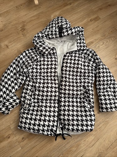 White and black dogtooth - white,