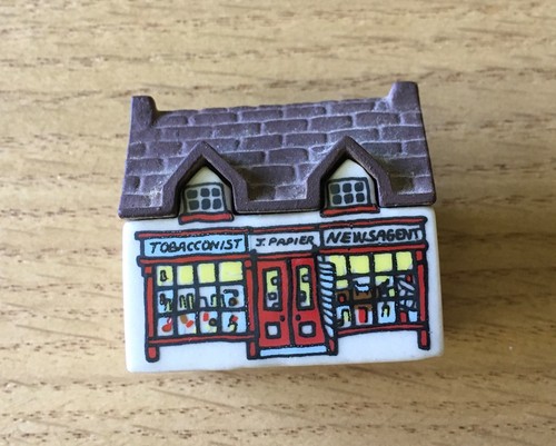 The tobacconist shop wade - shop,