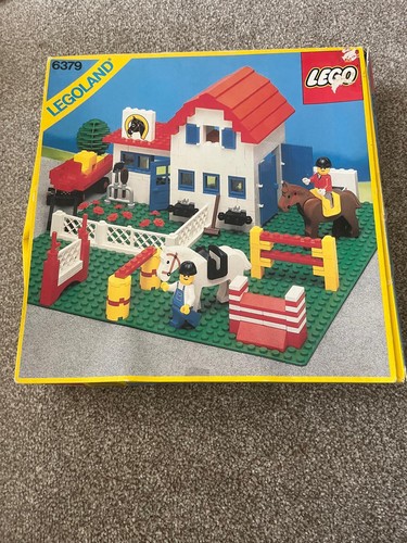 Lego 6379 riding stable 100 - riding, 100%