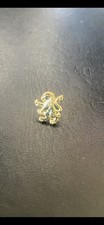 ASTON VILLA DISCREET GOLD LION BADGE
