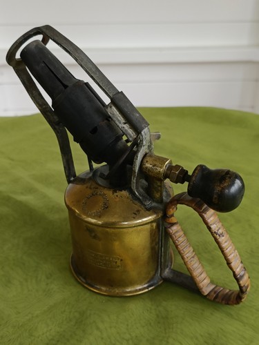 Antique max sievert - max,