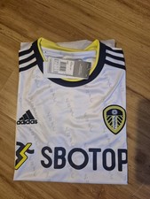 Leeds United 22/23 Home Shirt