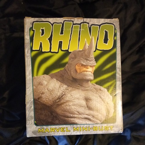 Rhino bust bowen - rhino,