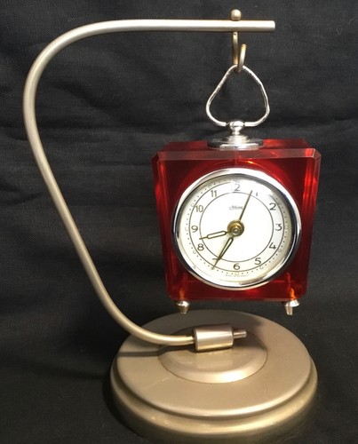 Vintage clock lucite - lucite,