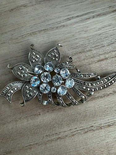 Vintage style silver tone - silver,