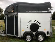 Cheval Liberte Gold One horse box trailer used but in good condition grey/silver