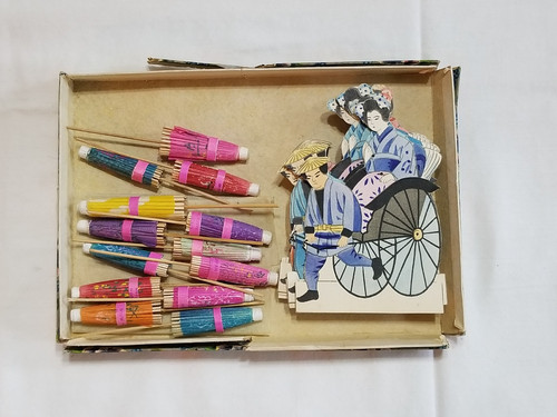 Vintage 1930s 1940s geisha - vintage,
