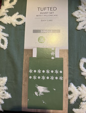 TUFTED SNOWFLAKE REVERSIBLE