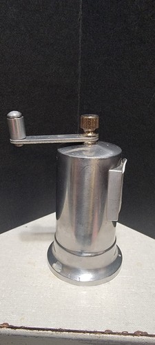 Salt pepper spice - salt, grinder