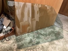 Mercedes W123 Saloon/estate/limo Front Left (NS) Passenger Door Glass