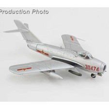 1/72 HA5913 J-5 Fighter