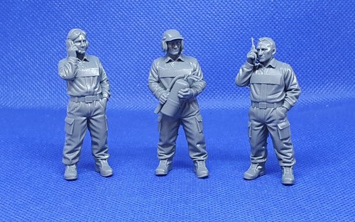 Slot car track figures - 1/32,