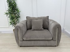 Sofology Empress Love Seat
