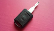 GENUINE VAUXHALL CORSA , ASTRA, VECTRA ETC 2 BUTTON REMOTE ALARM KEY FOB- TESTED