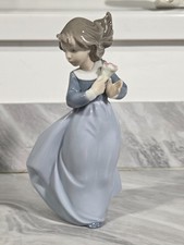 Nao by Lladro - 1089 - Windy