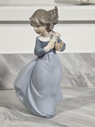 Nao lladro 1089 windy - -,